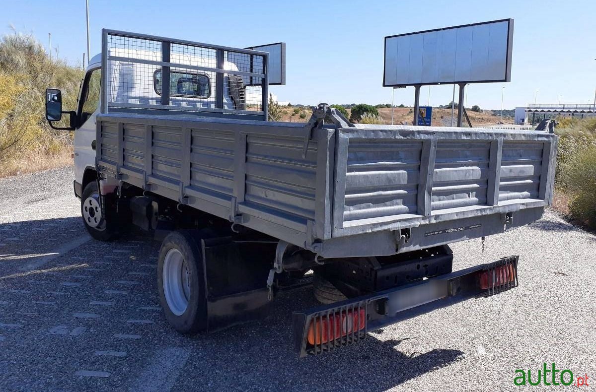 2007' Mitsubishi Canter photo #6