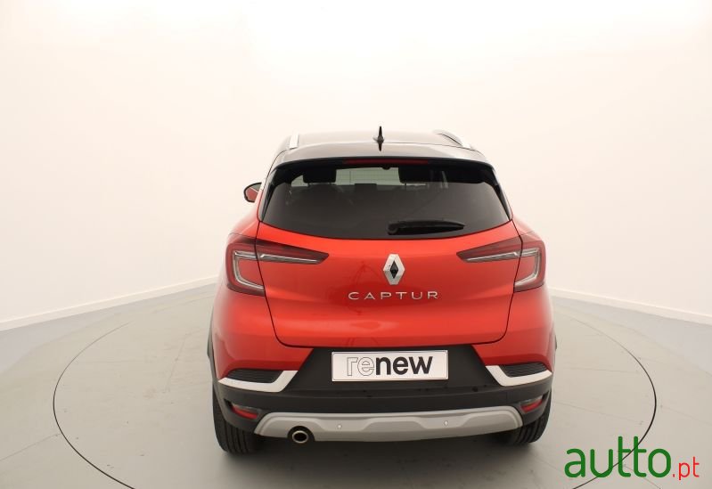 2021' Renault Captur photo #6