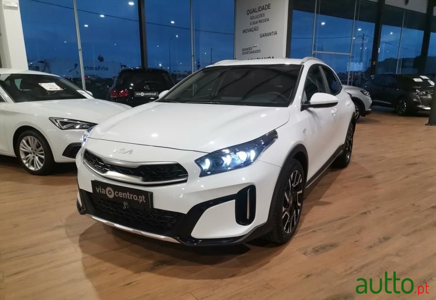 2022' Kia Xceed photo #1