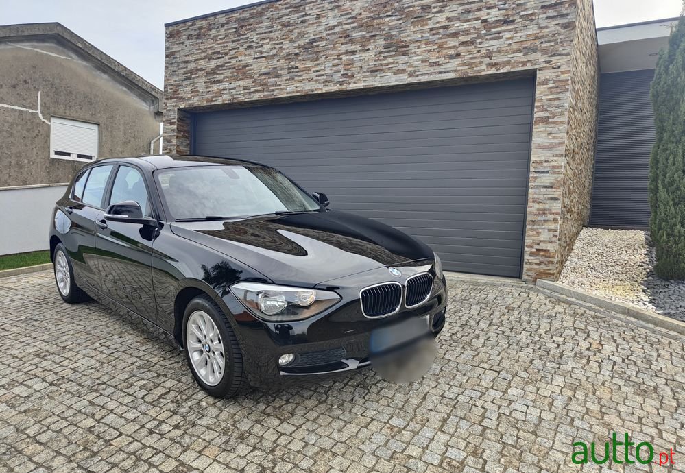 2013' BMW 116 I Urban Line photo #2