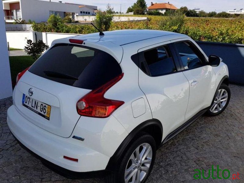 2011' Nissan Juke 1.5 Dci Tekna Sport photo #2