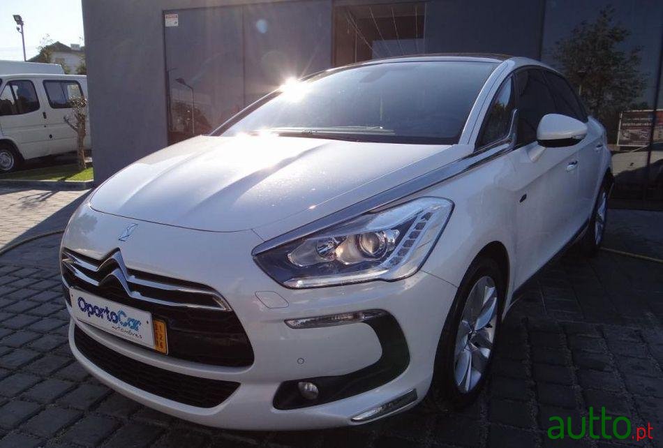 2013' Citroen DS5 Citroën Ds5 Hibrid4 So Chic photo #2