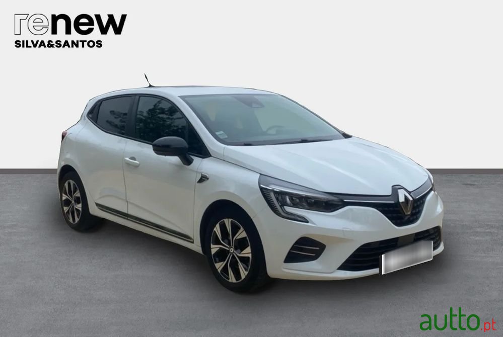 2022' Renault Clio photo #3