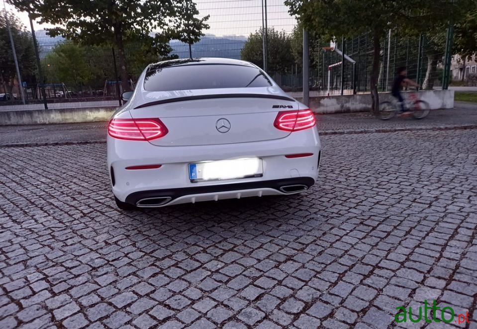 2016' Mercedes-Benz C-220 photo #1