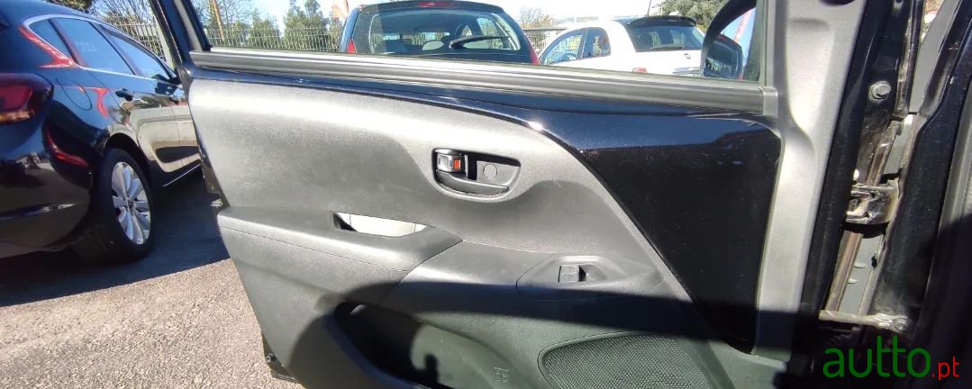 2019' Peugeot 108 photo #4