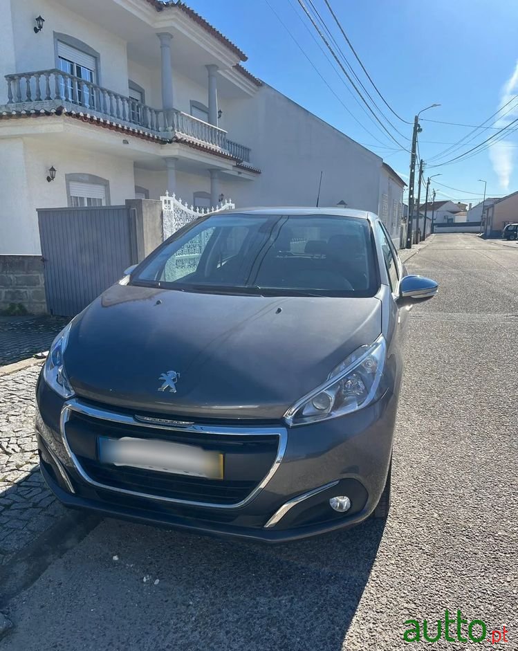 2018' Peugeot 208 photo #3
