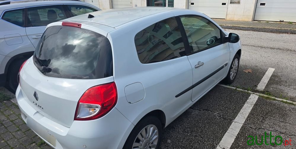 2010' Renault Clio 1.2 Tce Gt J15 photo #2