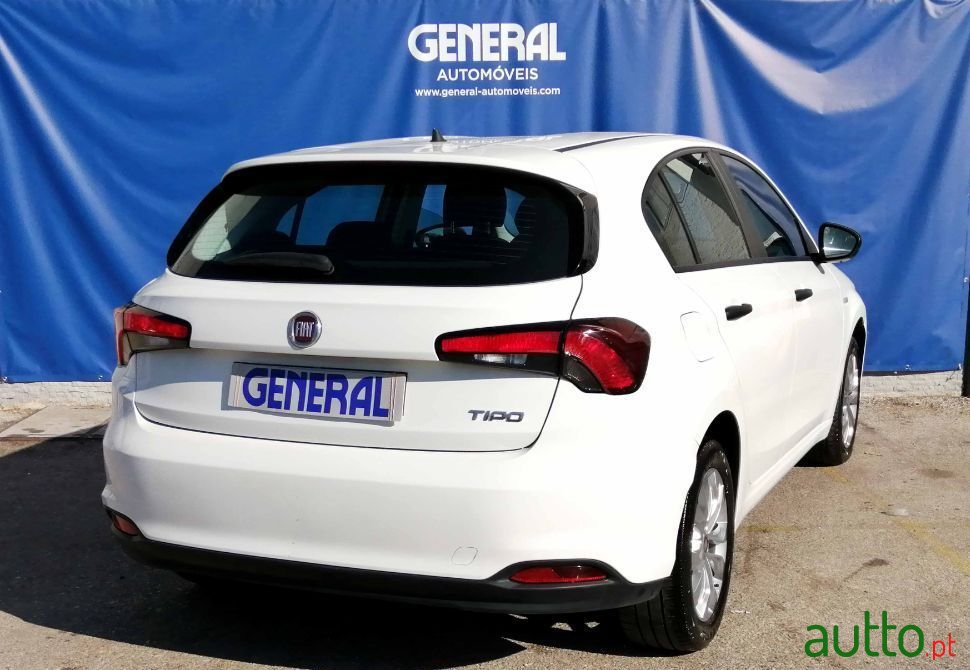 2019' Fiat Tipo photo #4