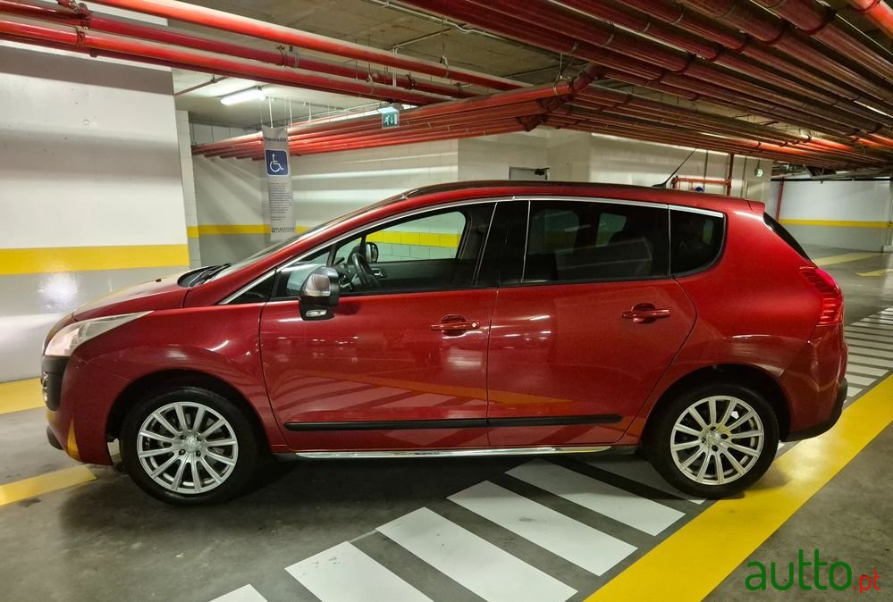 2010' Peugeot 3008 Hdi 150 Allure photo #2