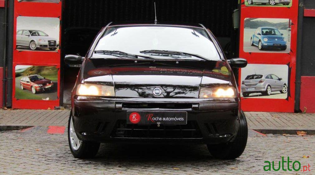 2000' Fiat Punto 1.2 16V ELX photo #1