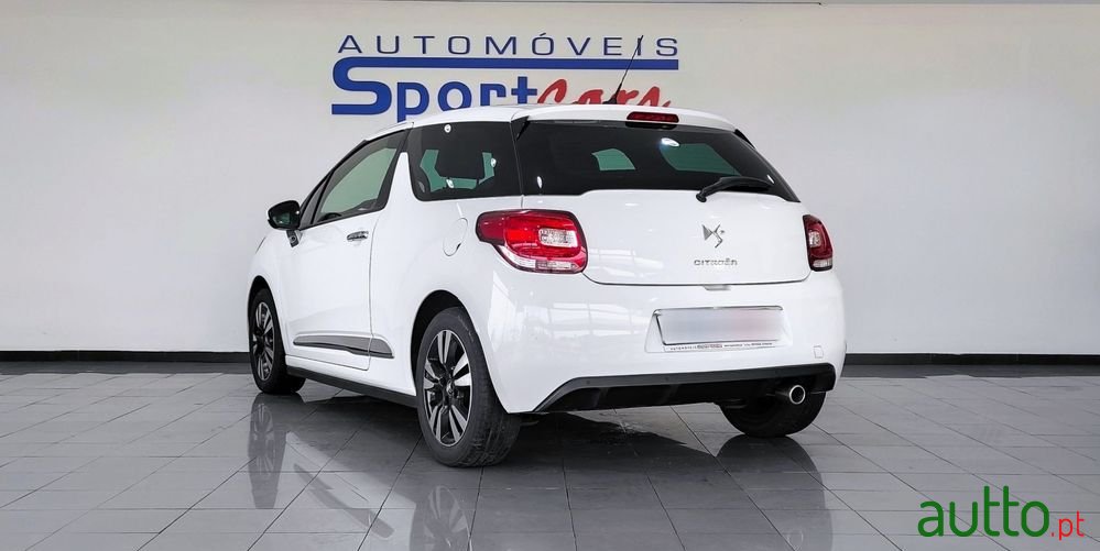 2013' Citroen DS3 photo #3