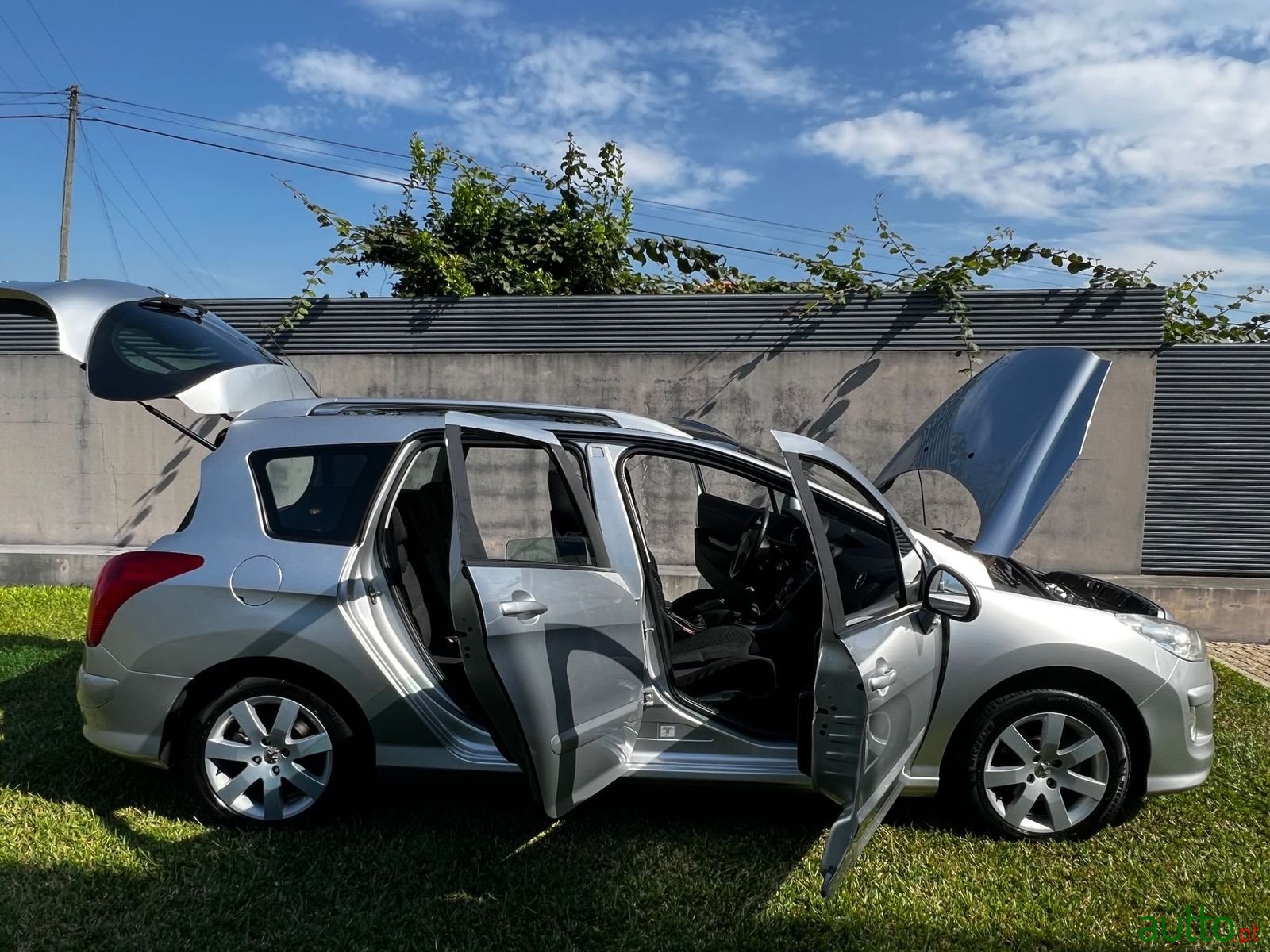 2009' Peugeot 308 Sw photo #6