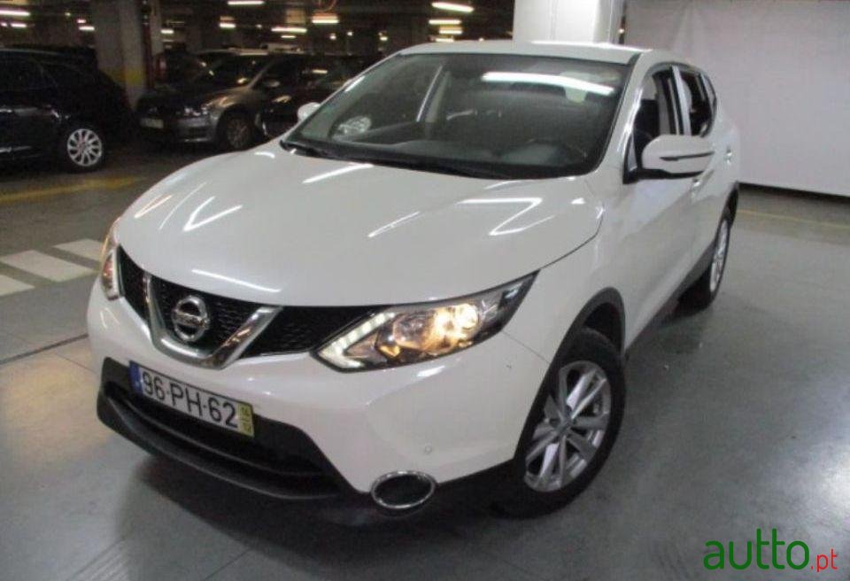 2014' Nissan Qashqai 1.5 Dci Acenta photo #2
