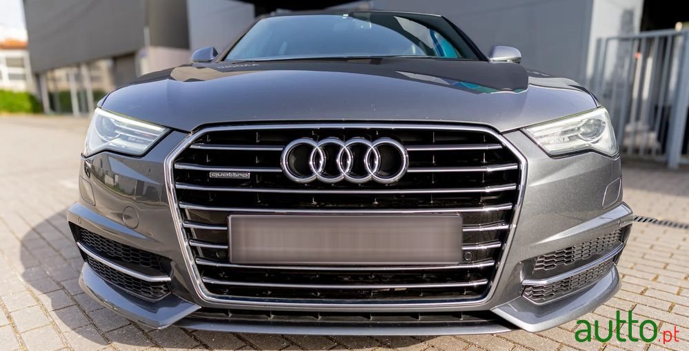 2016' Audi A6 Avant photo #1