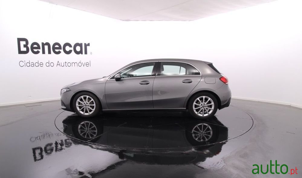 2020' Mercedes-Benz A 160 D photo #3