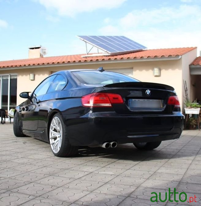 2007' BMW 330 photo #3