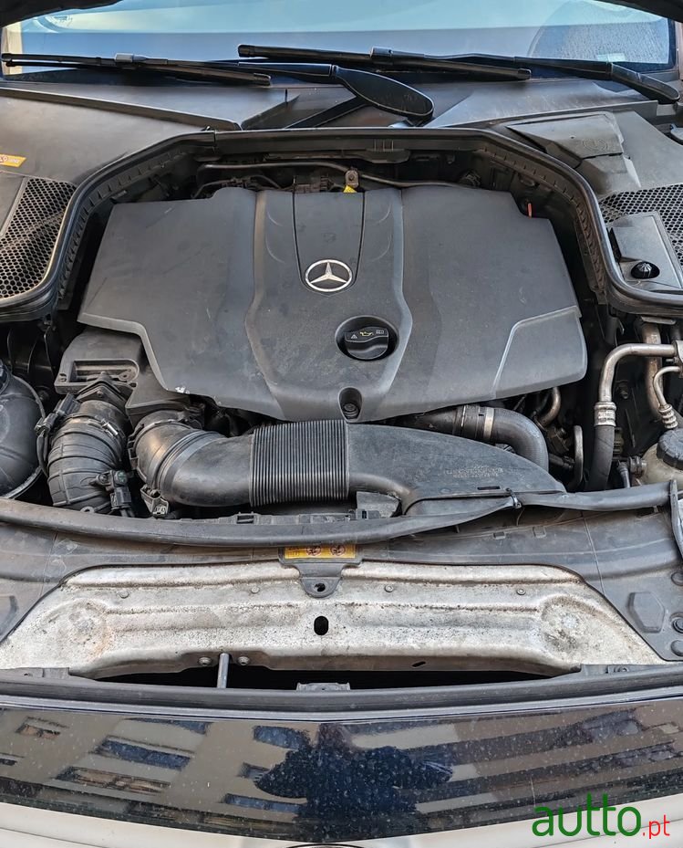 2015' Mercedes-Benz Classe C photo #6