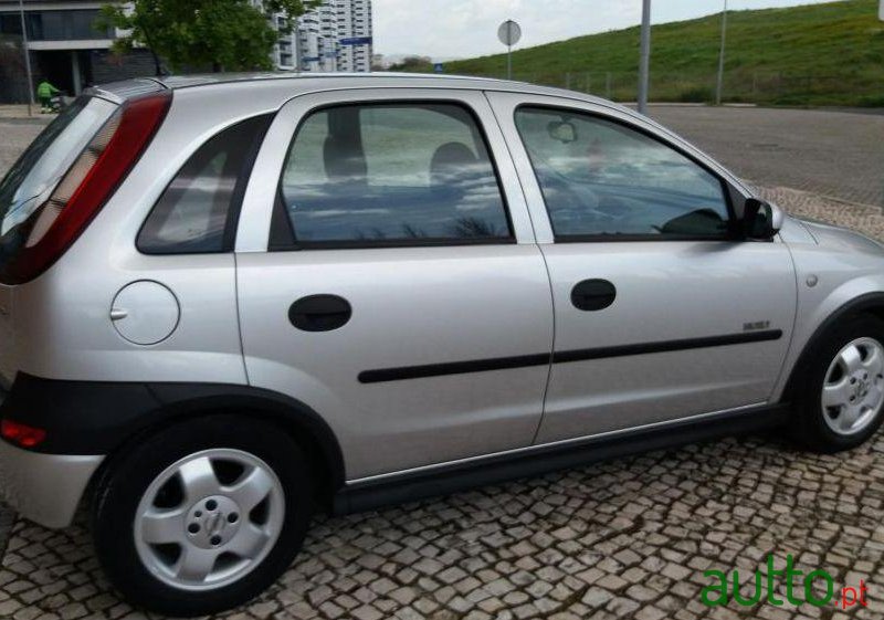 2002' Opel Corsa photo #1