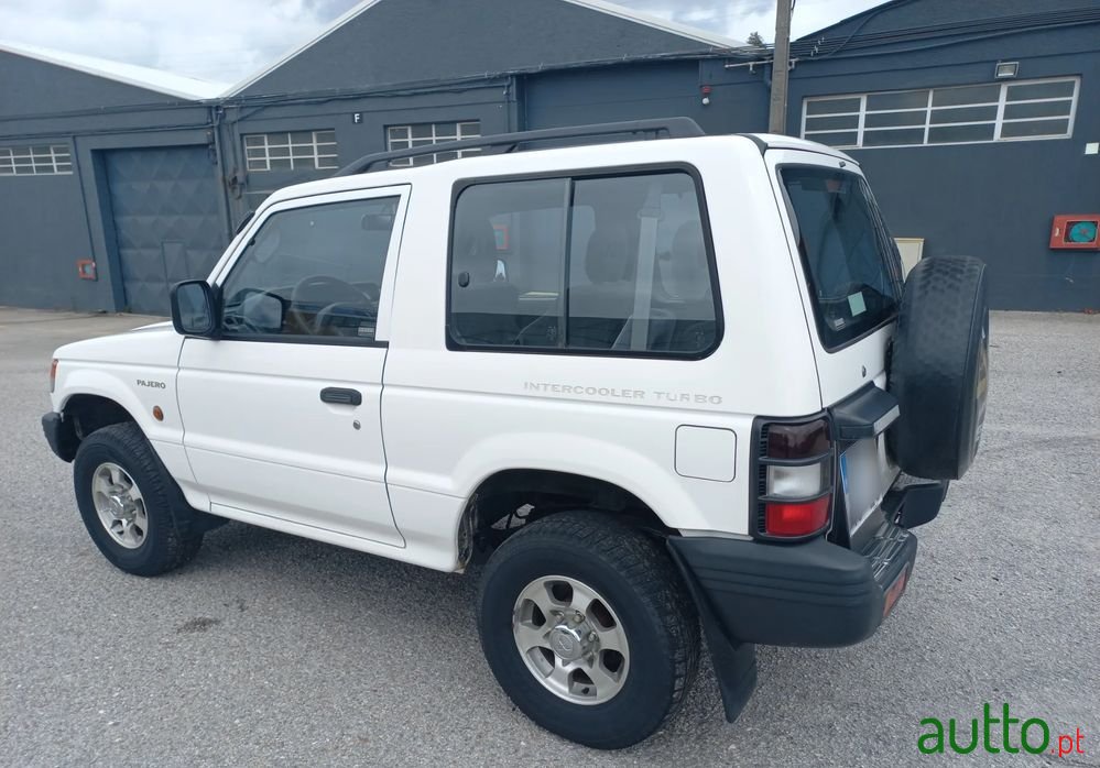 1998' Mitsubishi Pajero 2.5 Td Glx photo #5