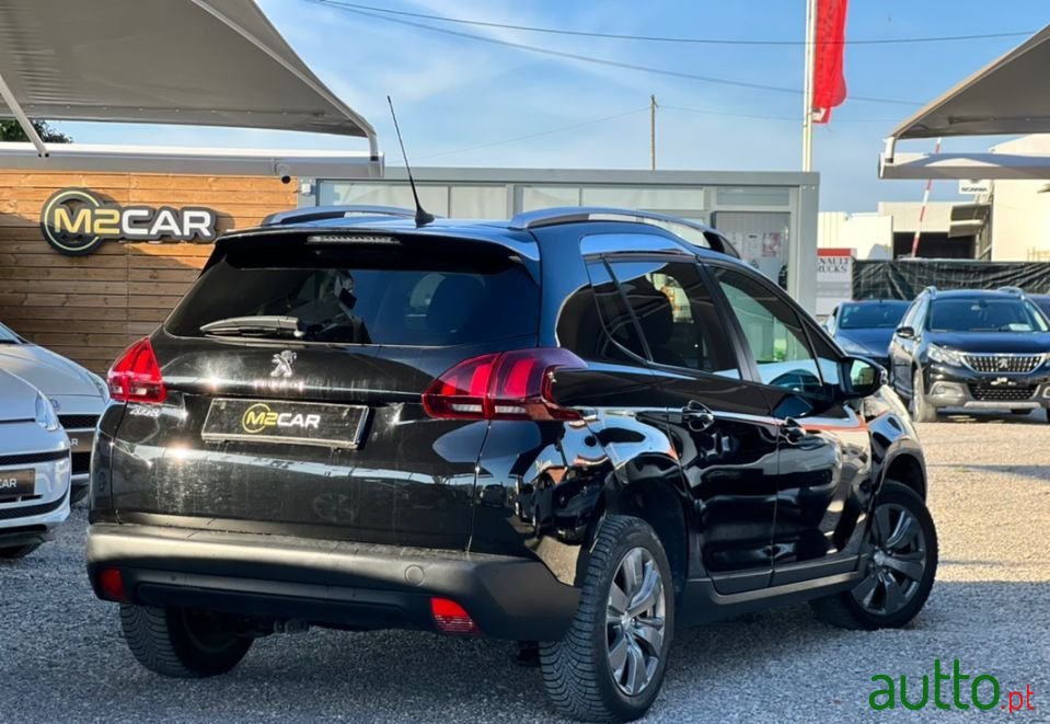 2018' Peugeot 2008 photo #5