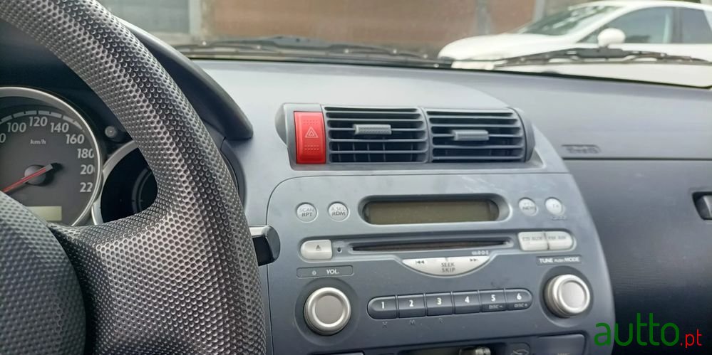 2001' Honda Jazz photo #5