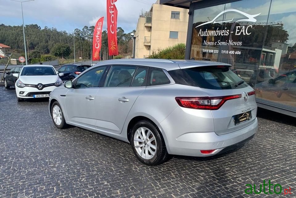 2017' Renault Megane Sport Tourer photo #5