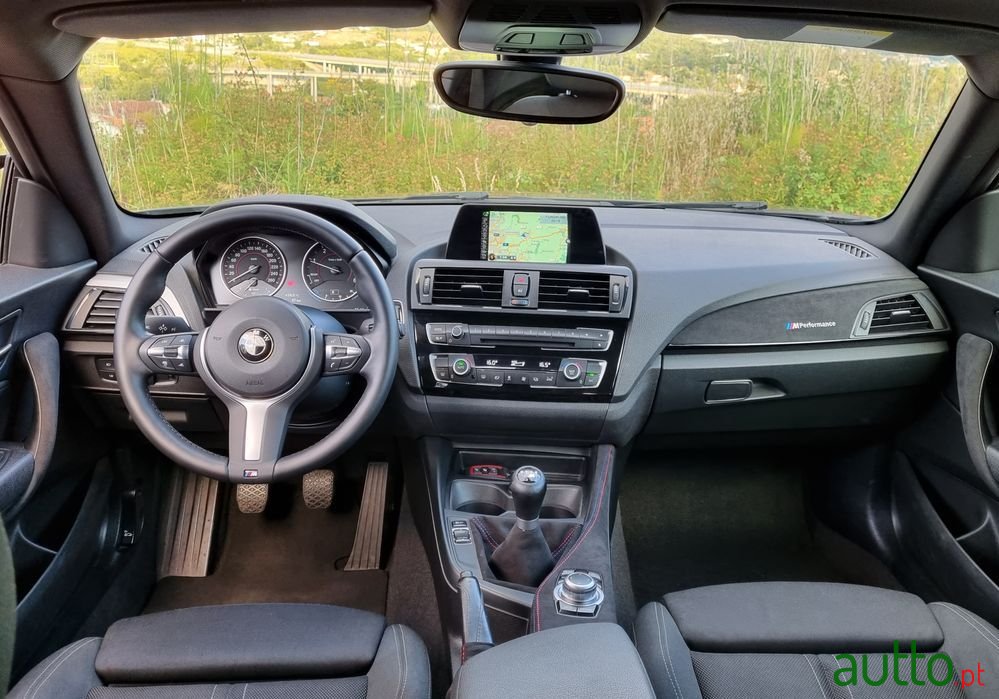 2017' BMW 116 D M Sport photo #6