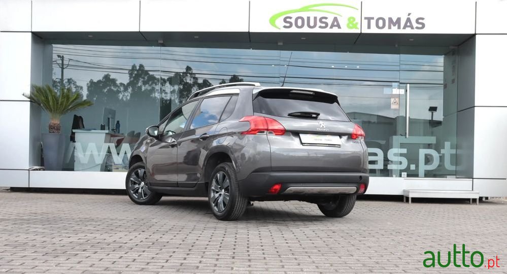 2016' Peugeot 2008 photo #3