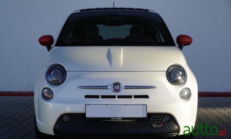 2016' Fiat 500E photo #2