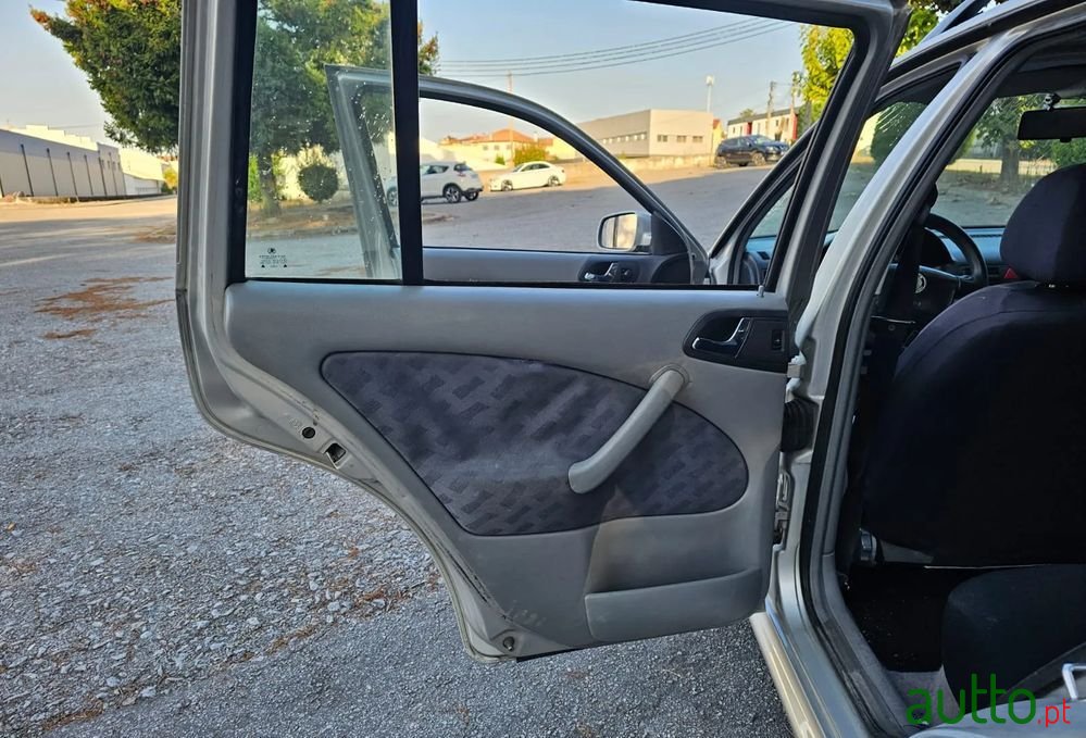 2000' Skoda Octavia Break photo #4