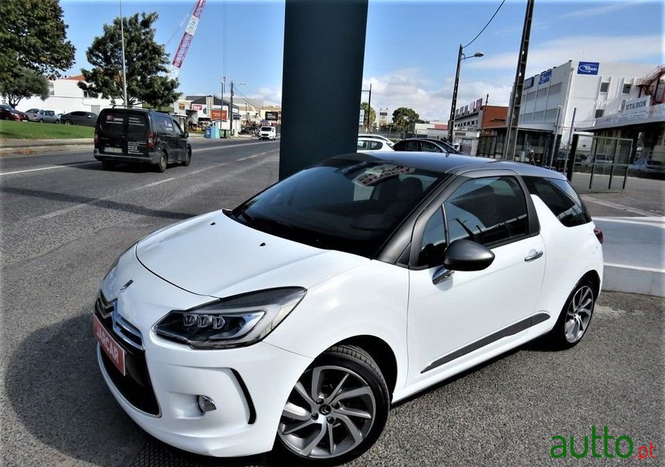 2015' Citroen DS3 photo #2