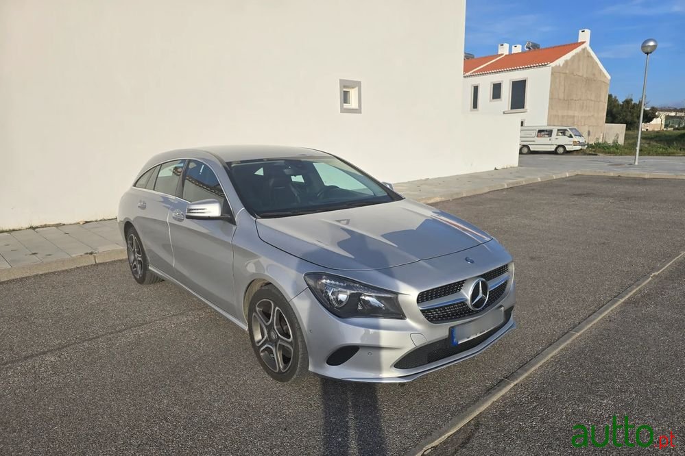 2016' Mercedes-Benz Classe Cla photo #2
