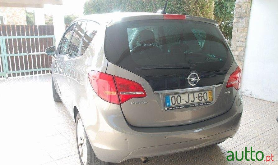 2010' Opel Meriva photo #1
