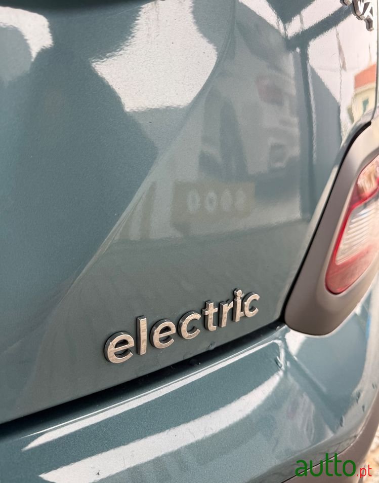 2020' Hyundai Kauai 64 Kwh Premium photo #5