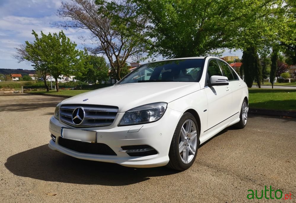 2010' Mercedes-Benz C 250 photo #1