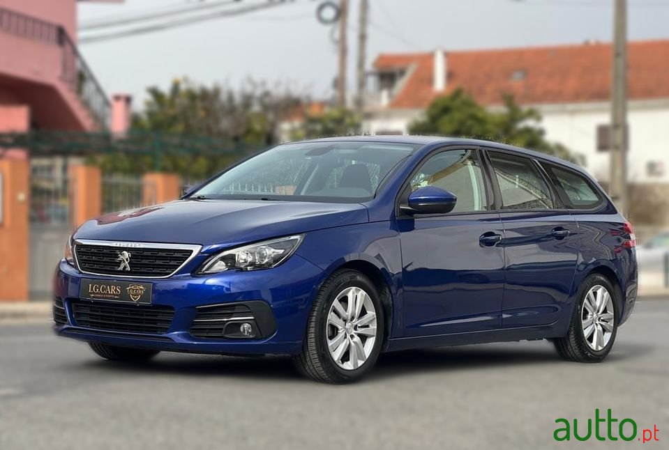 2018' Peugeot 308 Sw photo #1