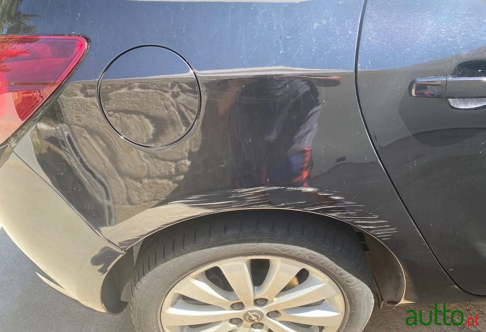 2010' Opel Astra 1.3 Cdti Cosmo photo #3