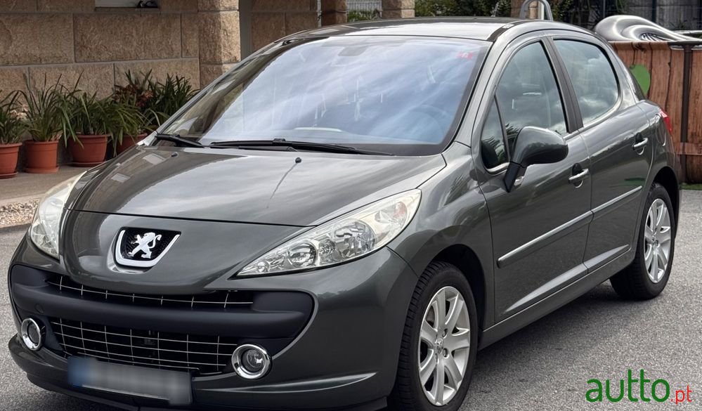 2008' Peugeot 207 120 Sport photo #2