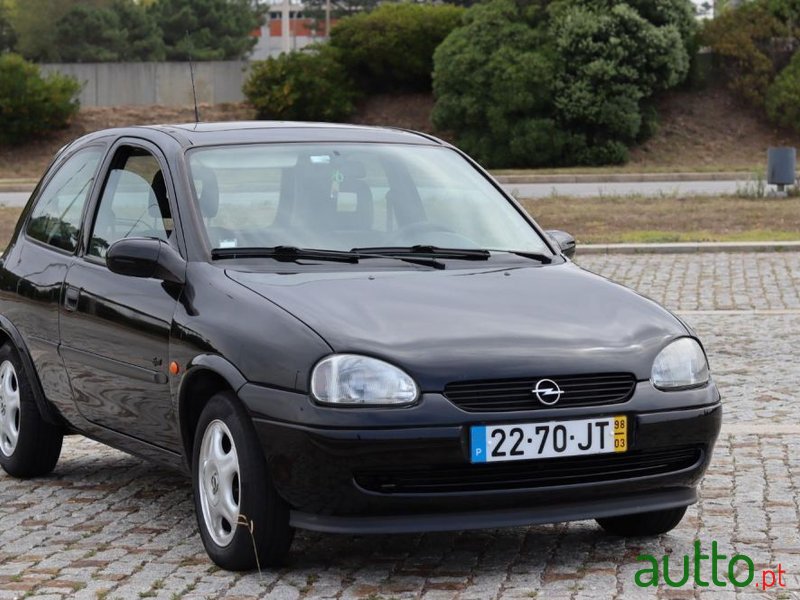 1998' Opel Corsa photo #1