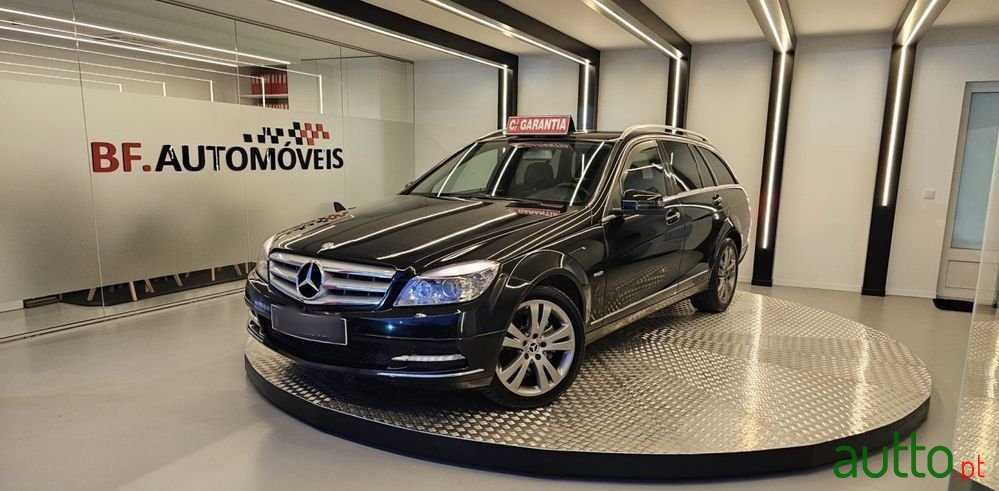 2010' Mercedes-Benz C 220 photo #1