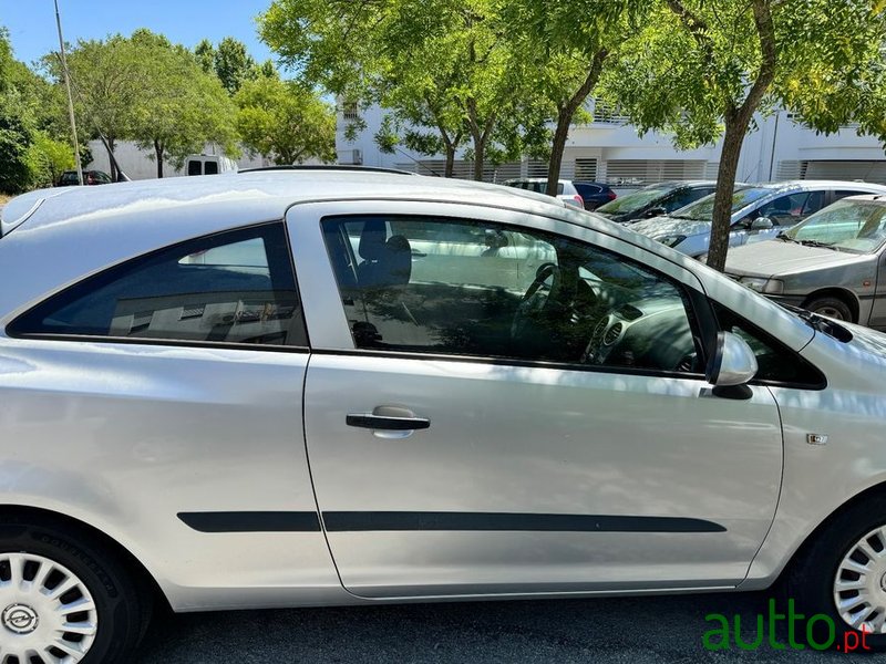 2007' Opel Corsa photo #2