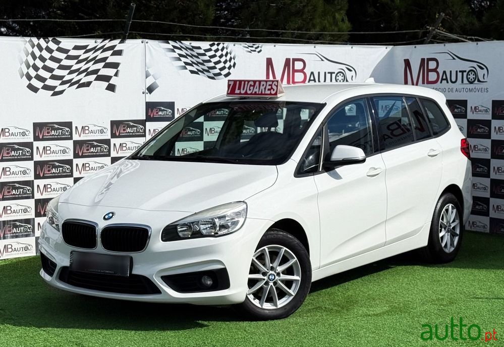 2016' BMW Série 2 D 7L Advantage photo #1