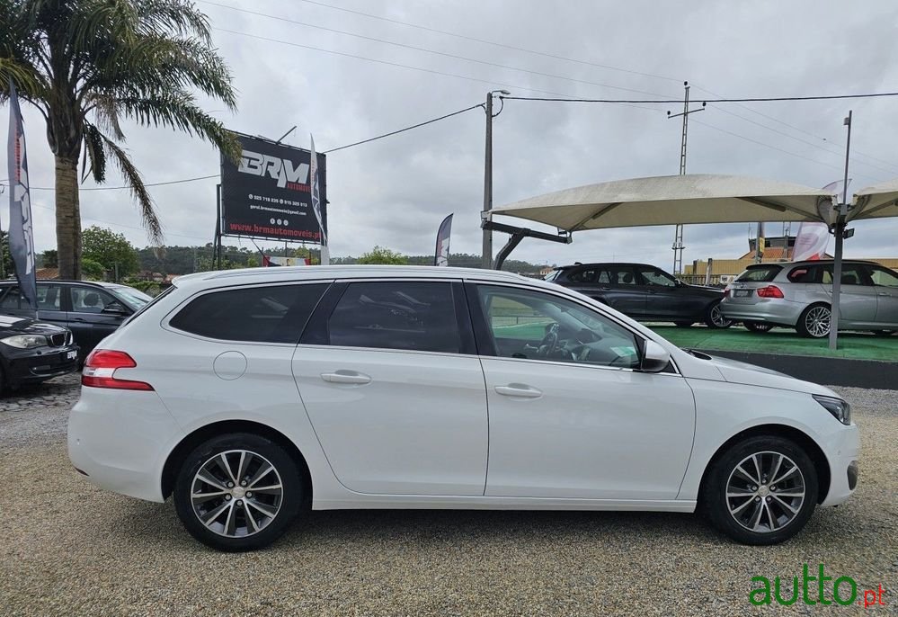 2017' Peugeot 308 Sw photo #4