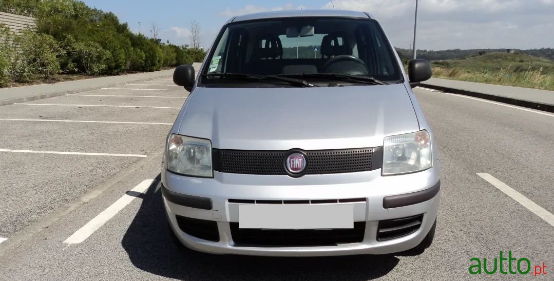 2010' Fiat Panda photo #5