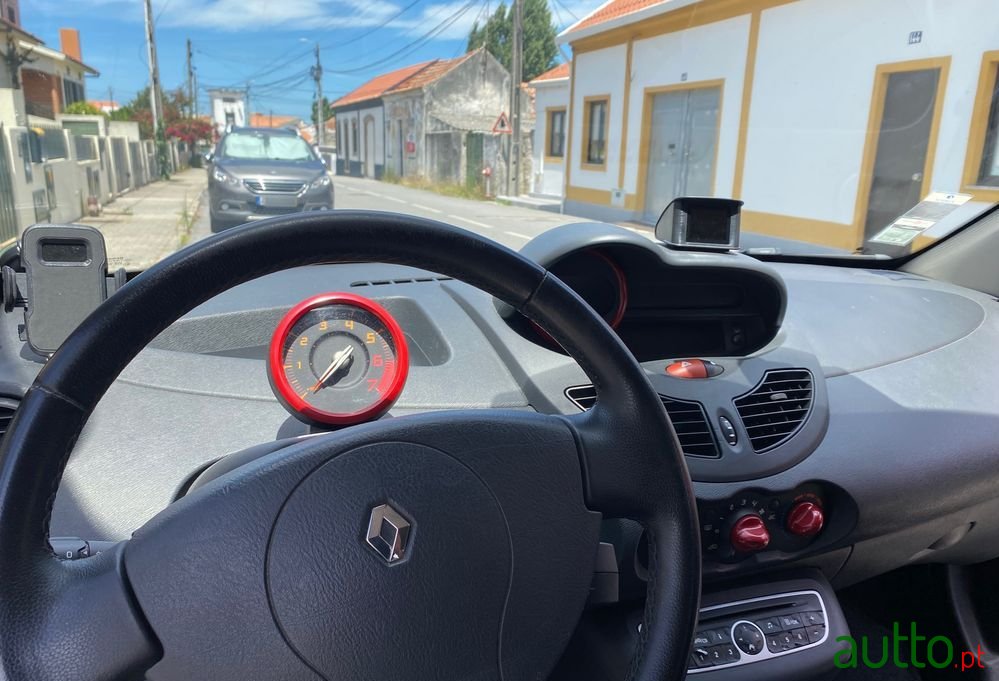 2010' Renault Twingo 1.2 16V Ripcurl photo #6