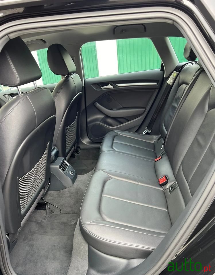 2018' Audi A3 Sportback photo #6