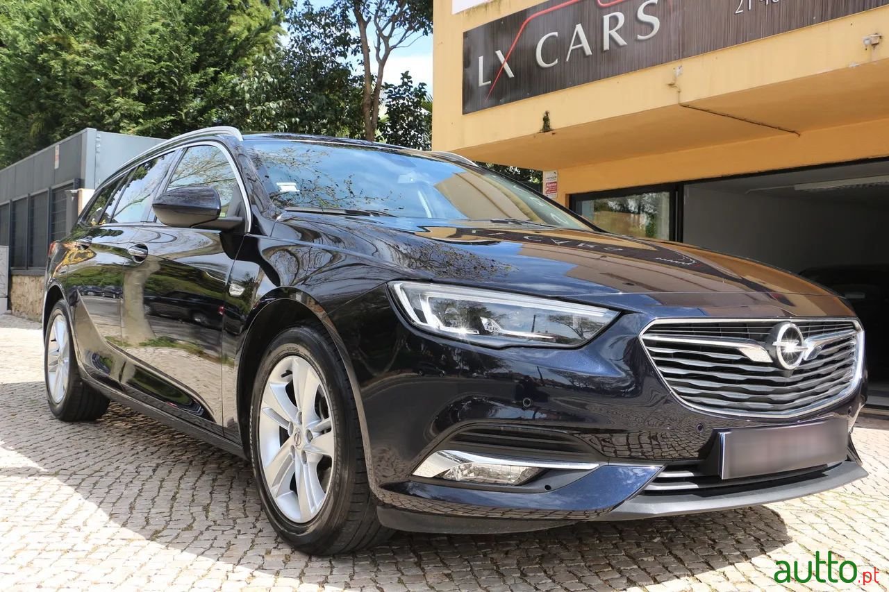 2017' Opel Insignia Sports Tourer photo #1