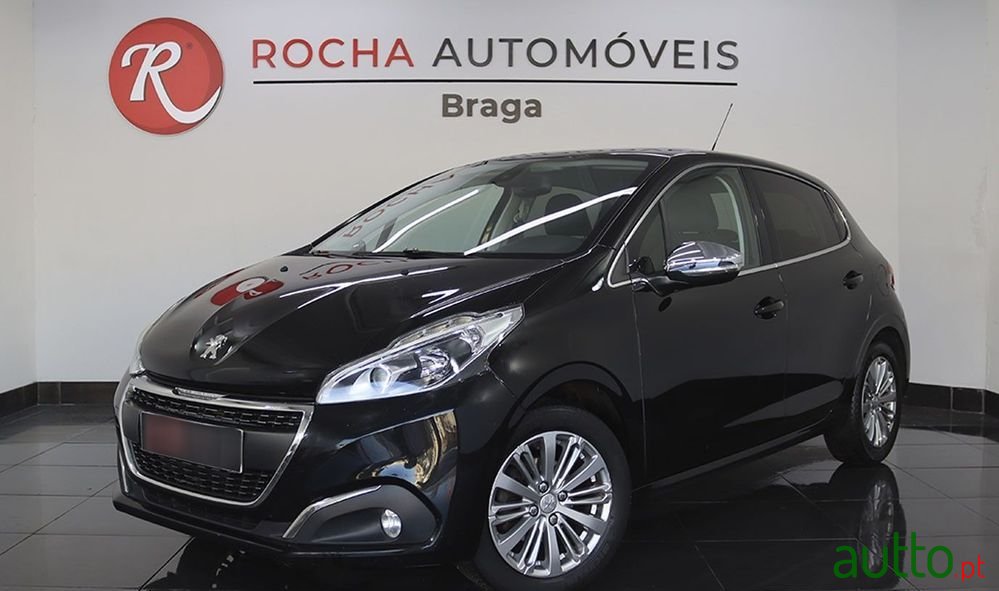 2017' Peugeot 208 1.2 Puretech Active photo #1