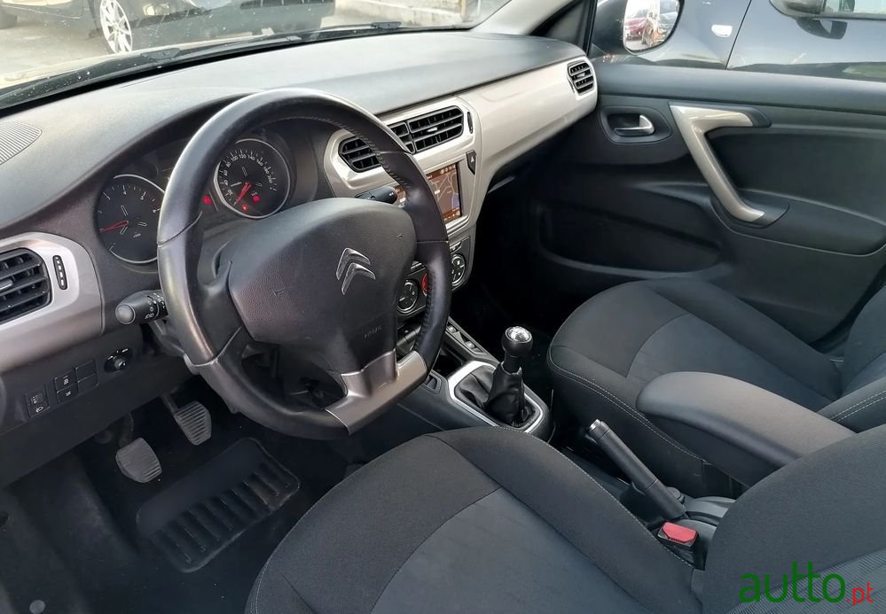 2017' Citroen C-Elysee photo #6