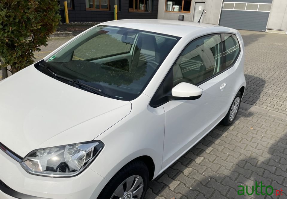 2018' Volkswagen Up photo #2